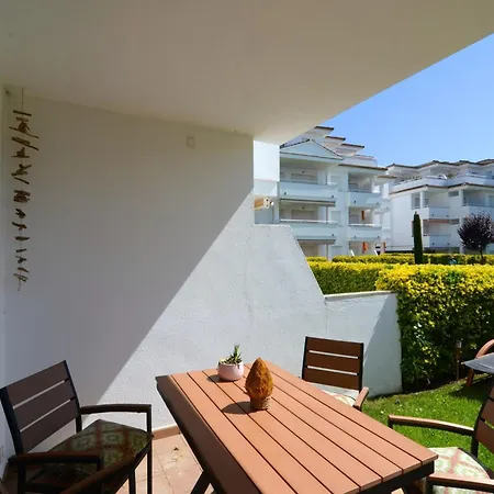 Mar F 104 Apartment