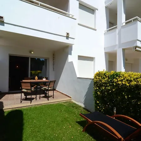 Mar F 104 Apartment